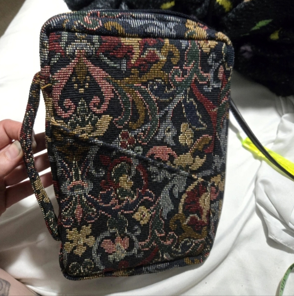 Elegant Tapestry Women Bag